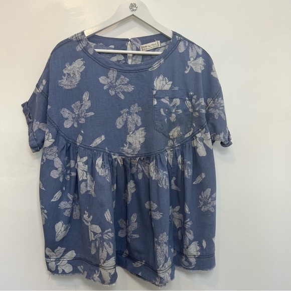 We The Free Tops - We the free oversized babydoll top sz XS - runs large!! Pockets and double hem